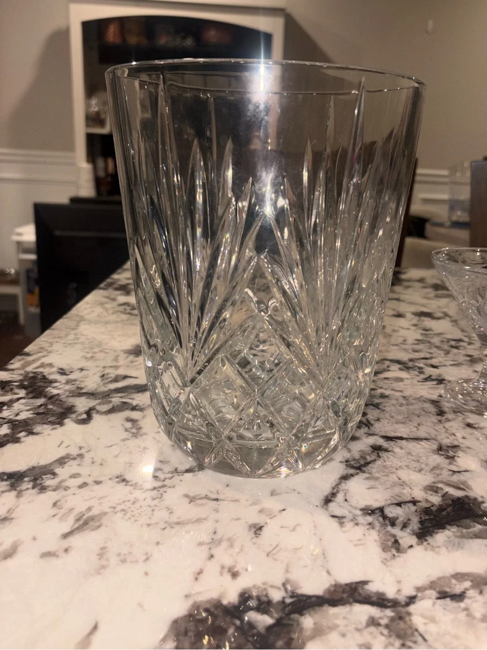 STUNNING VINTAGE TOSCANY GERMAN 24% LEAD CRYSTAL SUNRAYS VASE 8 3/4 Inches